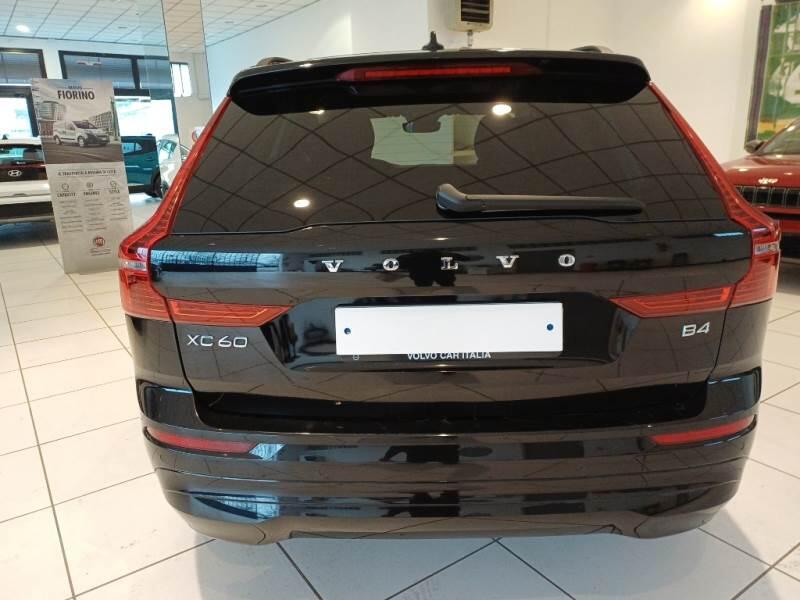 Volvo XC60 SUV B4 D AUTOMATICO CORE - foto 37
