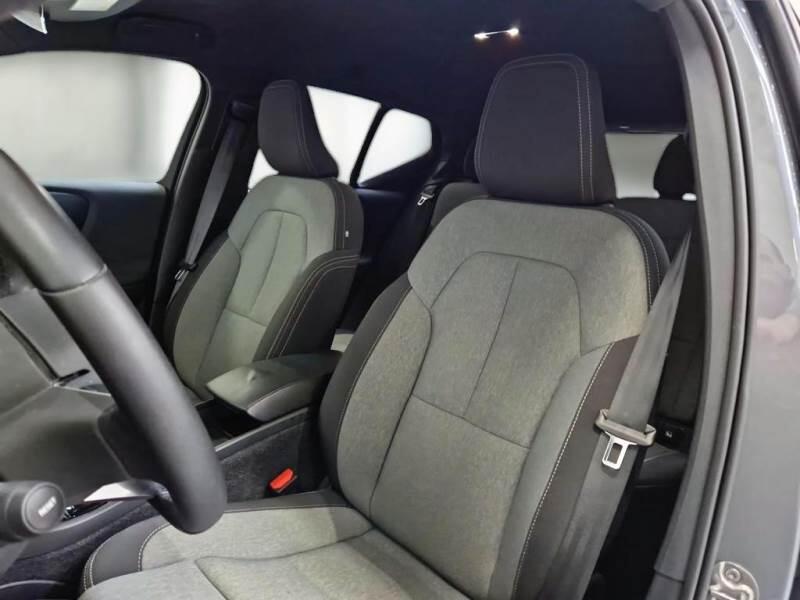 Volvo XC40 SUV T5 RECHARGE PLUG-IN AUTO PLUS BRIGHT - foto 11