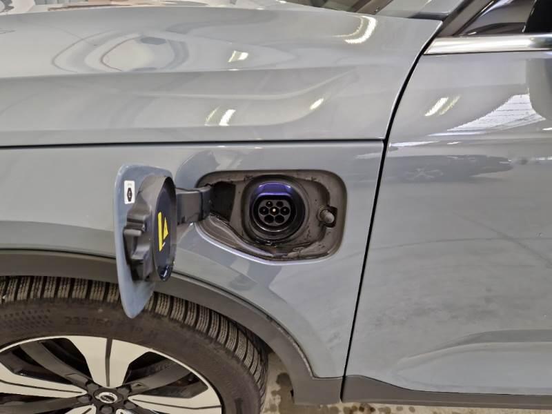 Volvo XC40 SUV T5 RECHARGE PLUG-IN AUTO PLUS BRIGHT - foto 34