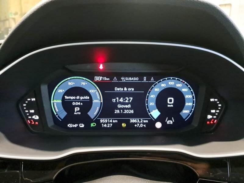 Audi Q3 SUV 45 TFSI E S TRONIC BUSINESS PLUS - foto 4