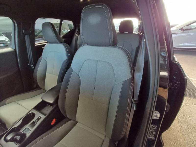 Volvo XC40 SUV T4 RECHARGE PLUG-IN AUTO CORE - foto 11