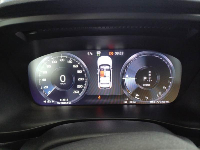 Volvo XC40 SUV T4 RECHARGE PLUG-IN AUTO CORE - foto 4