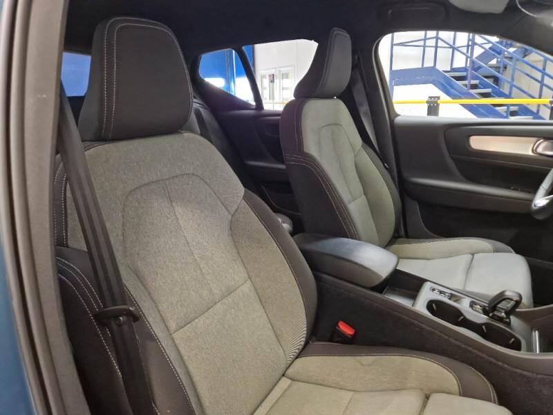 Volvo XC40 SUV T4 RECHARGE PLUG-IN AUTO CORE - foto 13