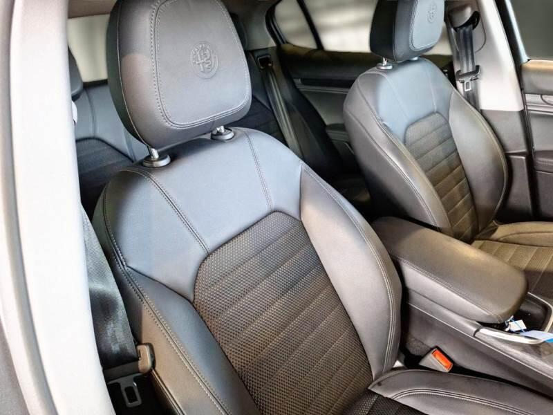 Alfa Romeo Stelvio SUV 2.2 TURBO DIESEL 190CV EXECUTIVE AT8 Q4 - foto 13