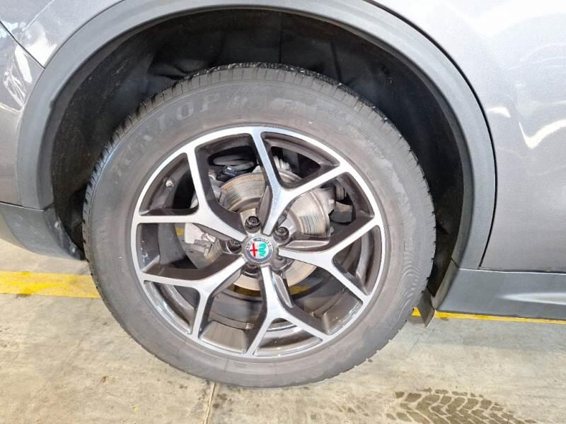 Alfa Romeo Stelvio SUV 2.2 TURBO DIESEL 190CV EXECUTIVE AT8 Q4 - foto 18