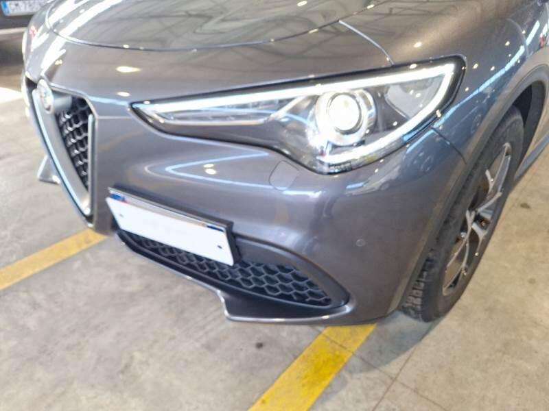 Alfa Romeo Stelvio SUV 2.2 TURBO DIESEL 190CV EXECUTIVE AT8 Q4 - foto 27