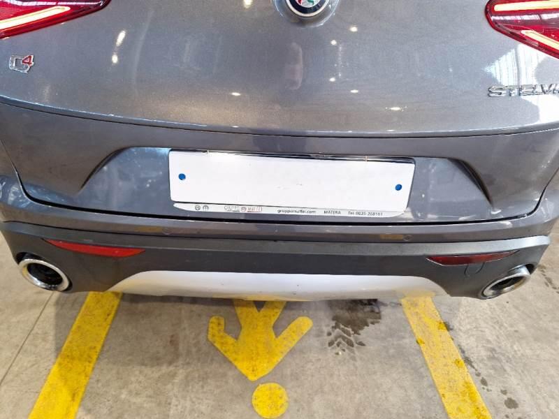 Alfa Romeo Stelvio SUV 2.2 TURBO DIESEL 190CV EXECUTIVE AT8 Q4 - foto 40