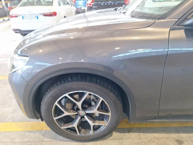 Alfa Romeo Stelvio SUV 2.2 TURBO DIESEL 190CV EXECUTIVE AT8 Q4 - foto 50