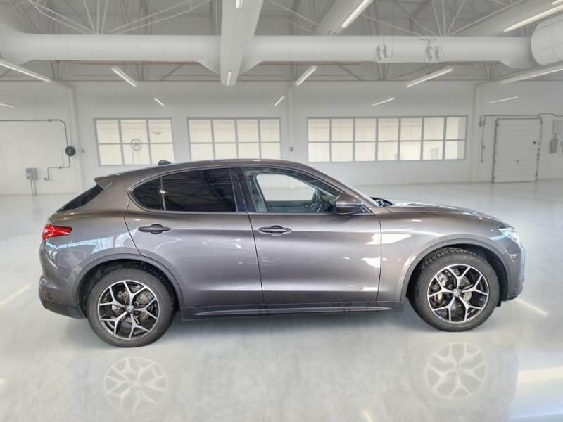 Alfa Romeo Stelvio SUV 2.2 TURBO DIESEL 190CV EXECUTIVE AT8 Q4 - foto 7