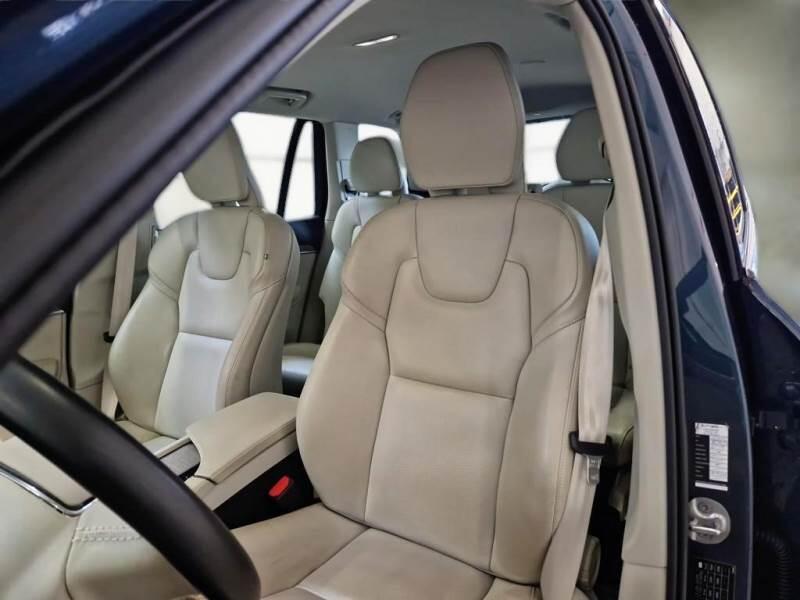 Volvo XC90 SUV B5 D AWD AUTOMATICO CORE - foto 15