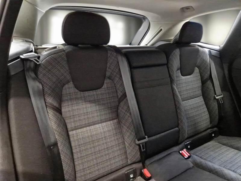 Volvo XC60 SUV B4 D AWD AUTOMATICO CORE - foto 18