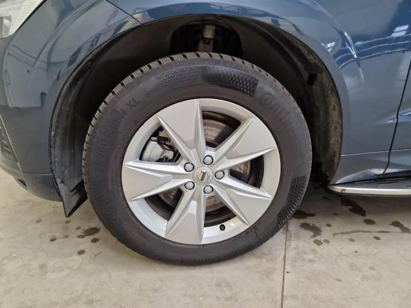 Volvo XC60 SUV B4 D AWD AUTOMATICO CORE - foto 23