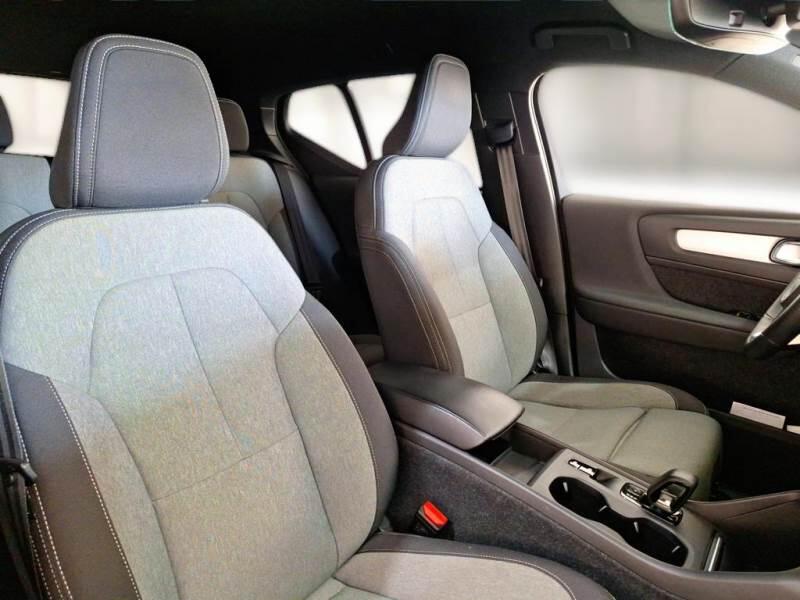 Volvo XC40 SUV T4 RECHARGE PLUG-IN AUTO CORE - foto 13