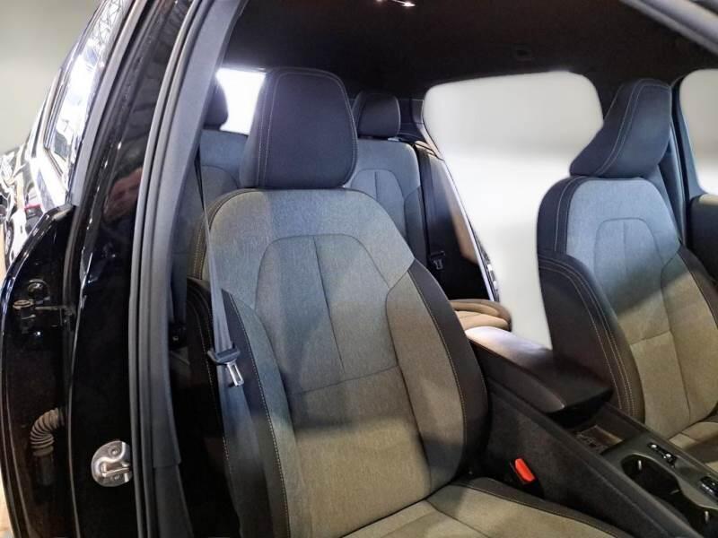 Volvo XC40 SUV T5 RECHARGE PLUG-IN AUTO CORE - foto 13
