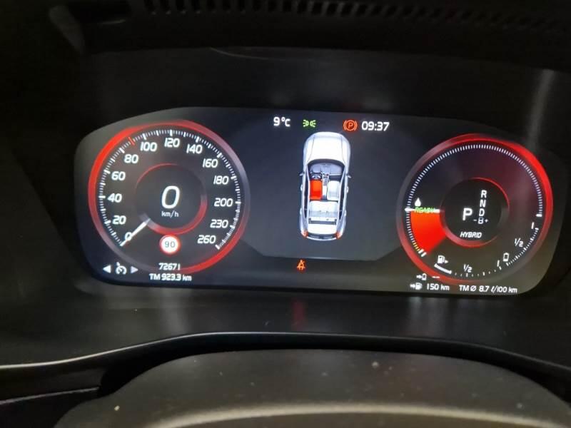 Volvo XC40 SUV T5 RECHARGE PLUG-IN AUTO PLUS BRIGHT - foto 4