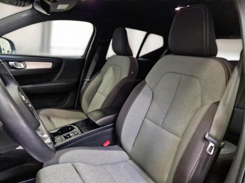 Volvo XC40 SUV T5 RECHARGE PLUG-IN AUTO PLUS BRIGHT - foto 43
