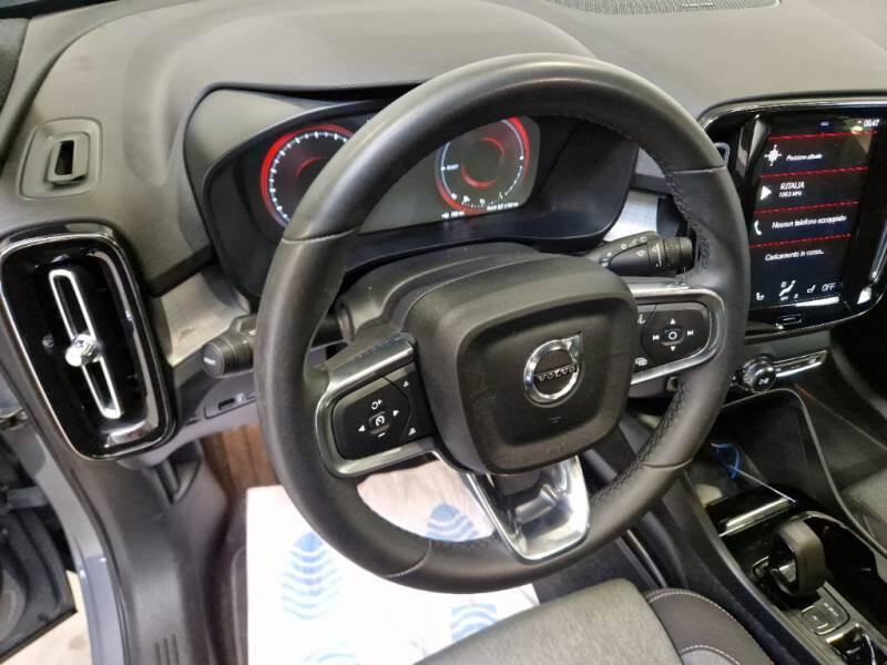 Volvo XC40 SUV T5 RECHARGE PLUG-IN AUTO PLUS BRIGHT - foto 63