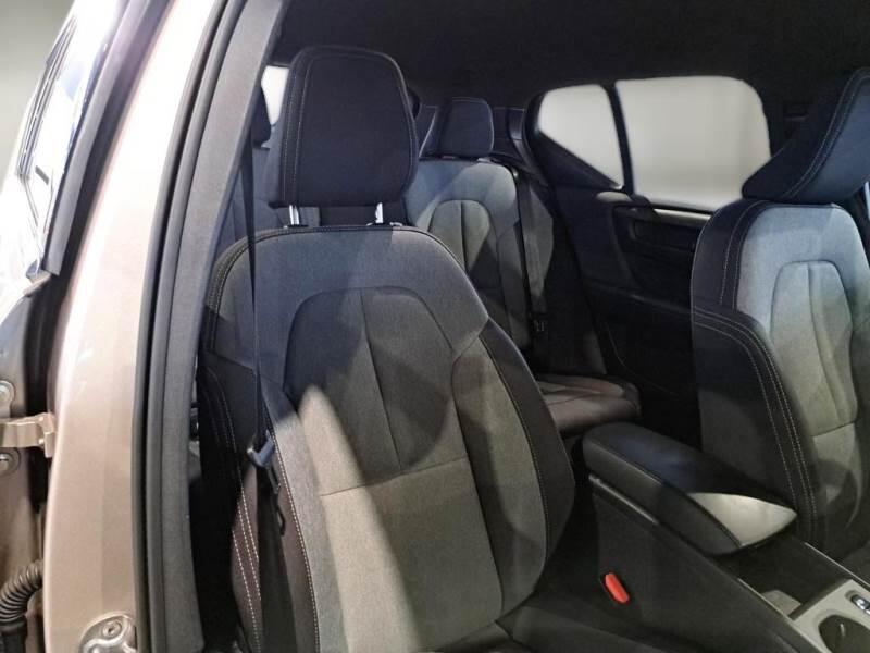 Volvo XC40 SUV T5 RECHARGE PLUG-IN AUTO CORE - foto 15