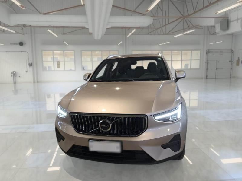 Volvo XC40 SUV T5 RECHARGE PLUG-IN AUTO CORE - foto 3