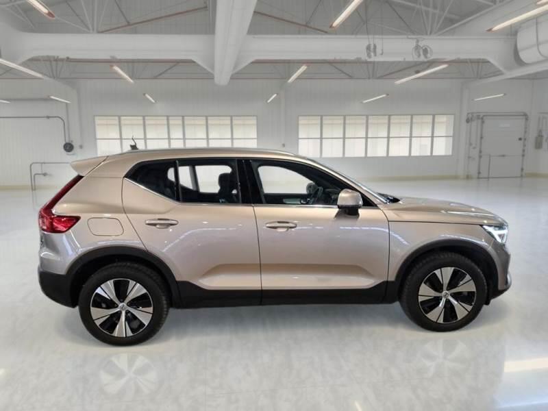 Volvo XC40 SUV T5 RECHARGE PLUG-IN AUTO CORE - foto 4