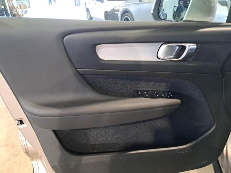 Volvo XC40 SUV T5 RECHARGE PLUG-IN AUTO CORE - foto 46