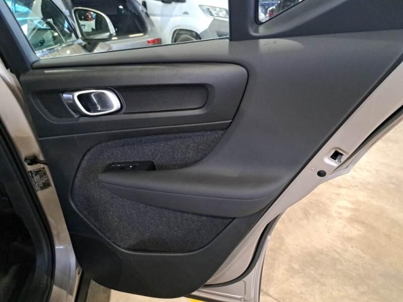 Volvo XC40 SUV T5 RECHARGE PLUG-IN AUTO CORE - foto 54