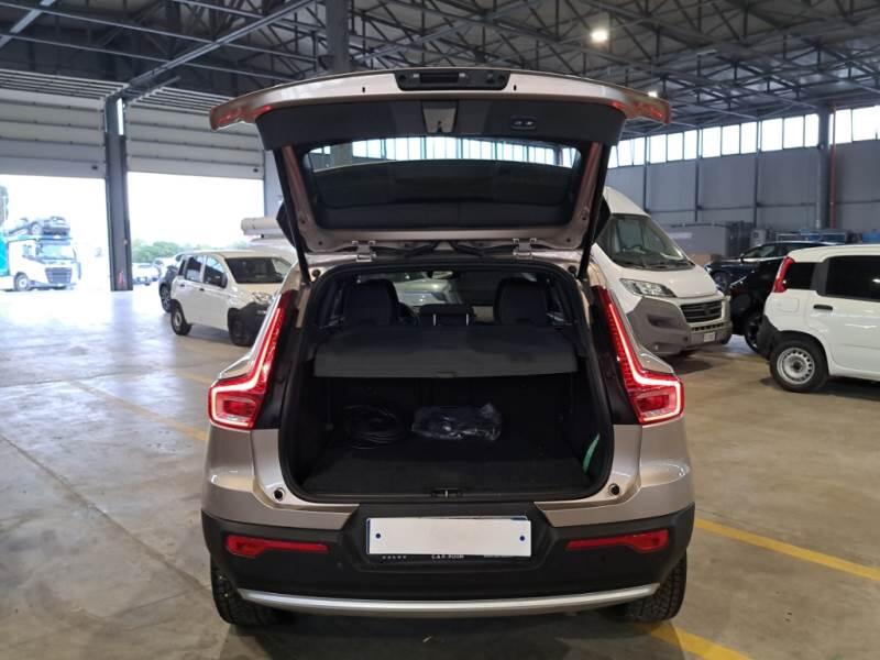 Volvo XC40 SUV T5 RECHARGE PLUG-IN AUTO CORE - foto 9