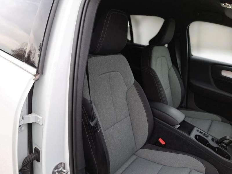 Volvo XC40 SUV T4 RECHARGE PLUG-IN AUTO CORE - foto 13