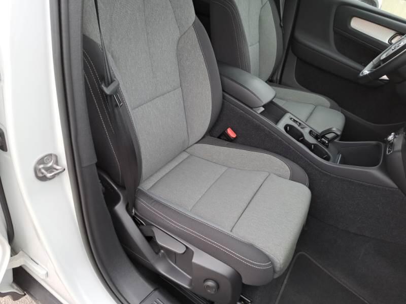 Volvo XC40 SUV T4 RECHARGE PLUG-IN AUTO CORE - foto 14
