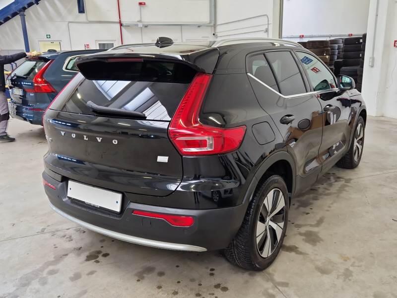 Volvo XC40 SUV T4 RECHARGE PLUG-IN AUTO CORE - foto 2