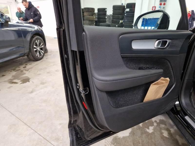 Volvo XC40 SUV T4 RECHARGE PLUG-IN AUTO CORE - foto 71
