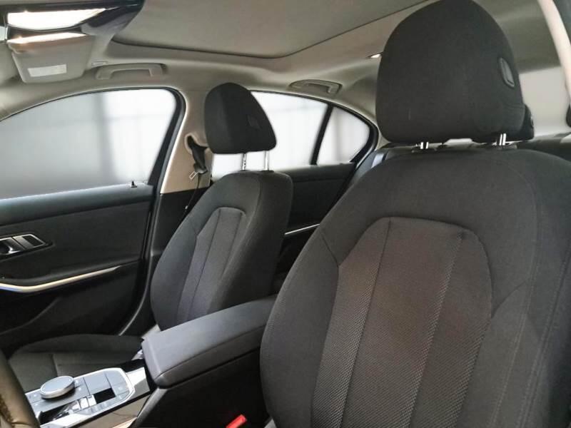 BMW Serie 3 BERLINA 318D 48V AUTO - foto 11