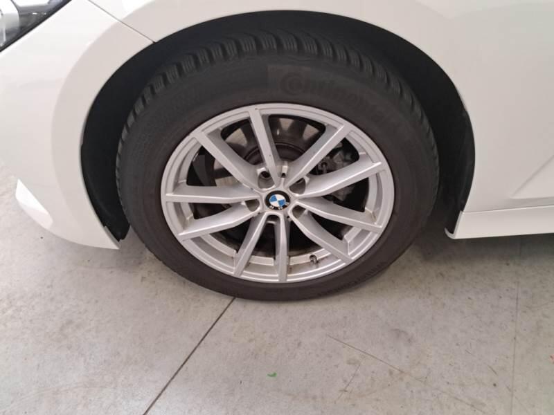 BMW Serie 3 BERLINA 318D 48V AUTO - foto 14