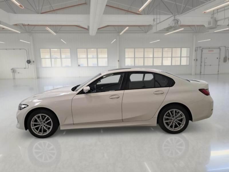 BMW Serie 3 BERLINA 318D 48V AUTO - foto 8