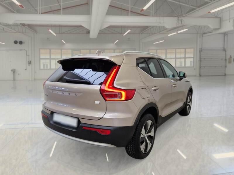 Volvo XC40 SUV T4 RECHARGE PLUG-IN AUTO CORE - foto 2