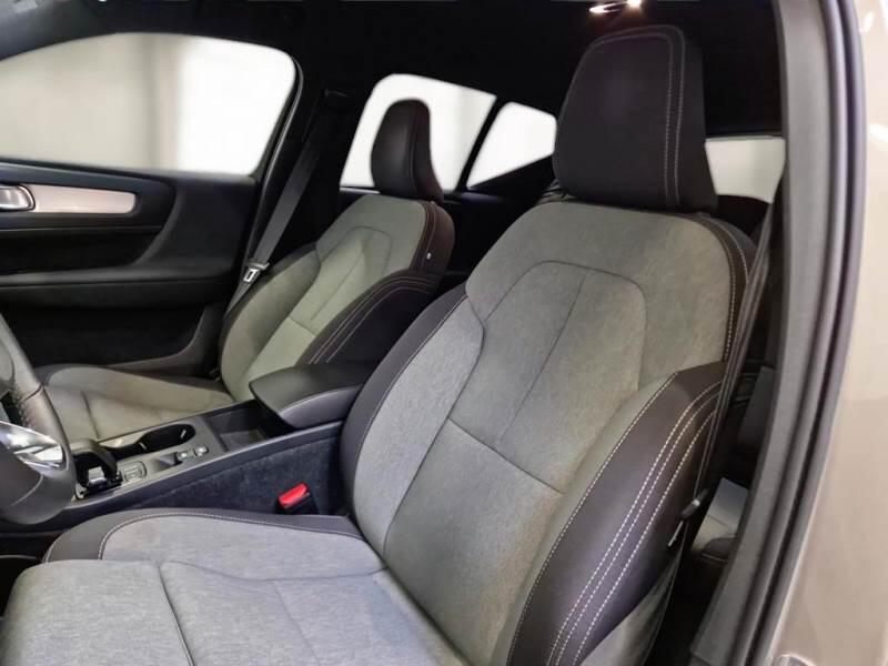 Volvo XC40 SUV T4 RECHARGE PLUG-IN AUTO CORE - foto 11
