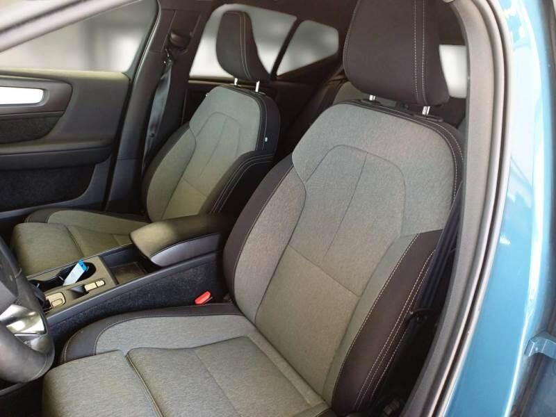 Volvo XC40 SUV T4 RECHARGE PLUG-IN HYBRID AUTOMATICO CORE - foto 11