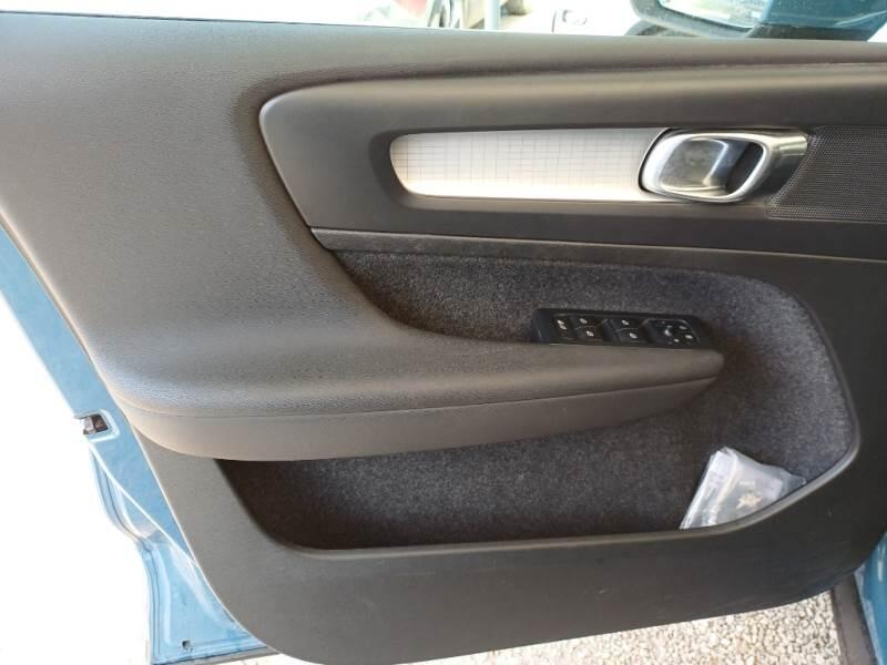 Volvo XC40 SUV T4 RECHARGE PLUG-IN HYBRID AUTOMATICO CORE - foto 68