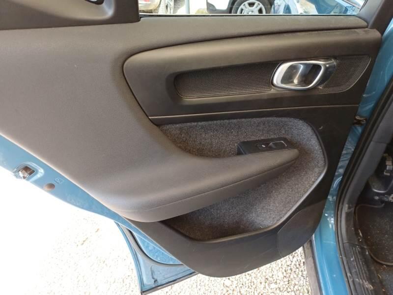 Volvo XC40 SUV T4 RECHARGE PLUG-IN HYBRID AUTOMATICO CORE - foto 77