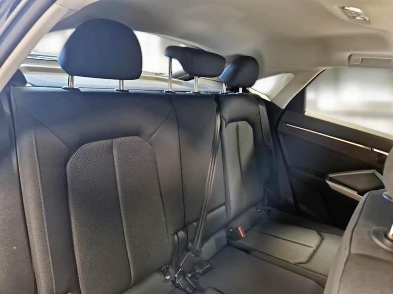 Audi Q3 SUV 35 TDI S TRONIC S LINE EDITION - foto 13