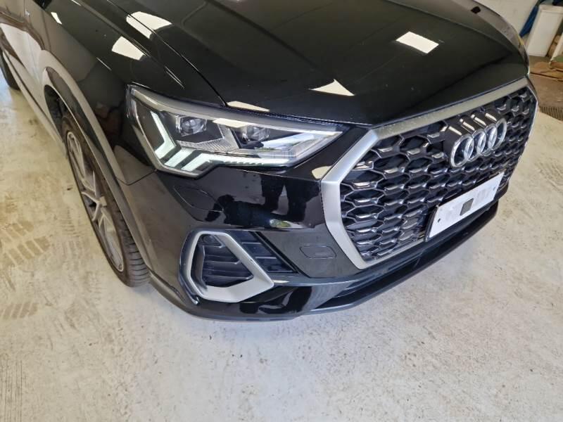 Audi Q3 SUV 35 TDI S TRONIC S LINE EDITION - foto 21