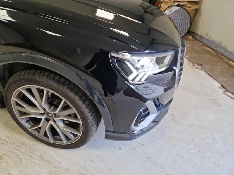 Audi Q3 SUV 35 TDI S TRONIC S LINE EDITION - foto 24