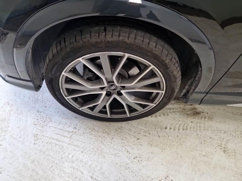 Audi Q3 SUV 35 TDI S TRONIC S LINE EDITION - foto 47