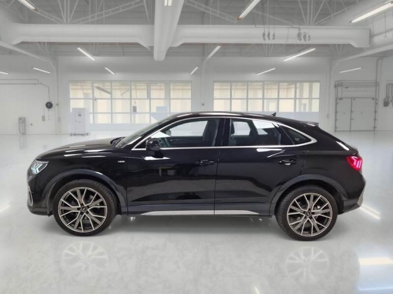 Audi Q3 SUV 35 TDI S TRONIC S LINE EDITION - foto 8