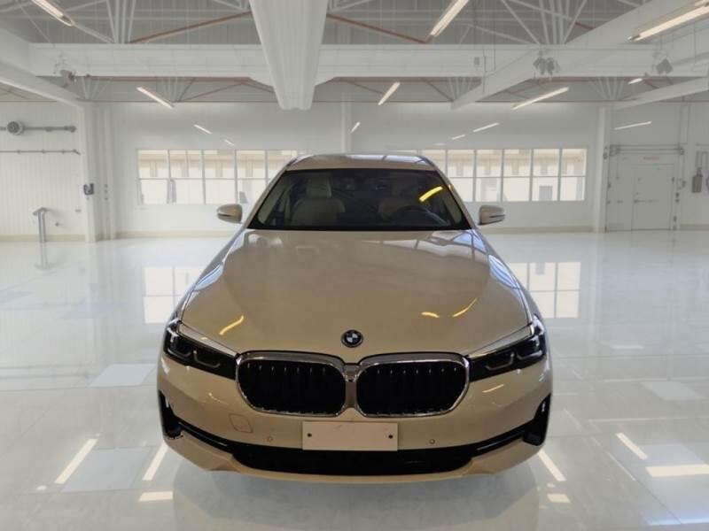 BMW Serie 5 STATION WAGON 530E XDRIVE BUSINESS AUTO TOURING - foto 6