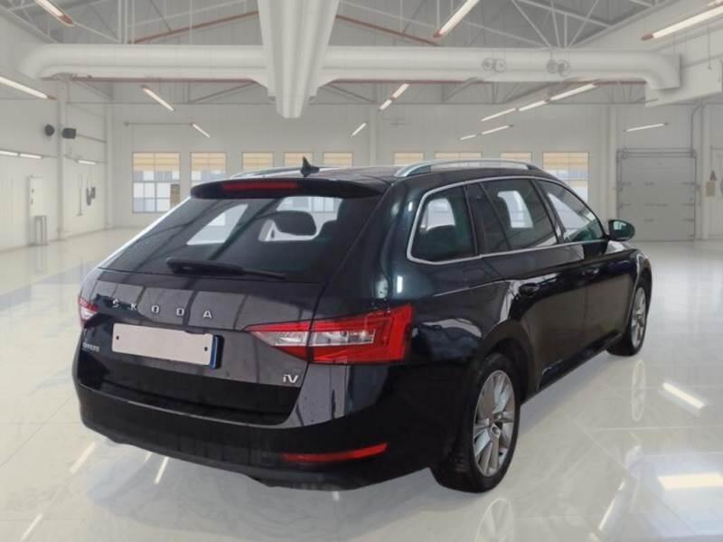 Skoda Superb STATION WAGON 1.4 TSI PLUG-IN HYBRYD EXECUTIVE DSG - foto 2