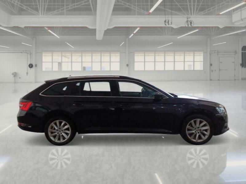 Skoda Superb STATION WAGON 1.4 TSI PLUG-IN HYBRYD EXECUTIVE DSG - foto 7
