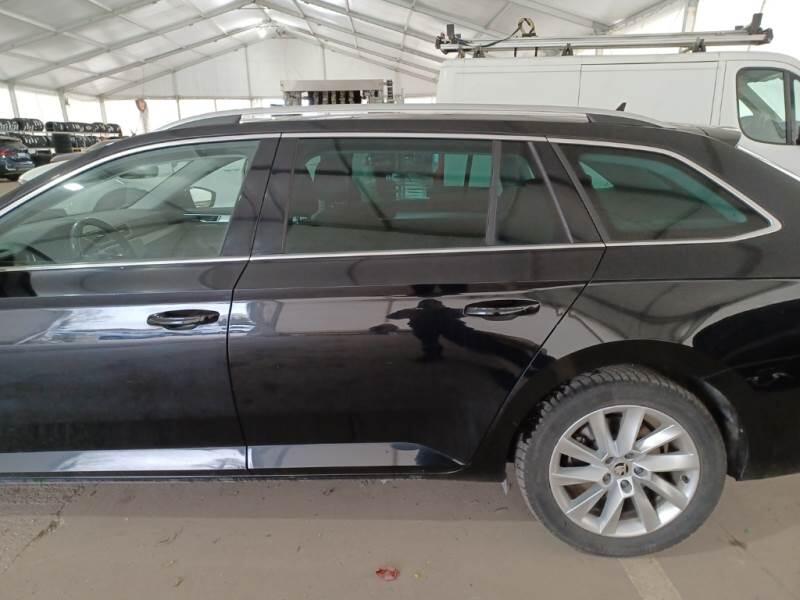Skoda Superb STATION WAGON 1.4 TSI PLUG-IN HYBRYD EXECUTIVE DSG - foto 63