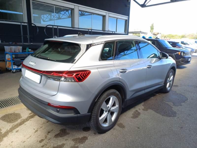 Audi Q4-e-tron SUV 40 E-TRON - foto 2