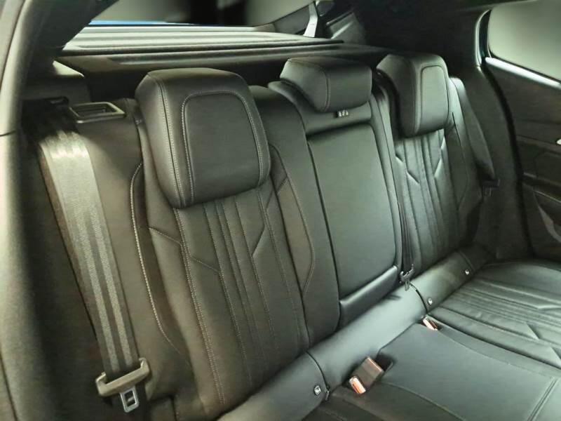 Peugeot 408 BERLINA GT PURETECH 130 EAT8 SeS AUT. - foto 15